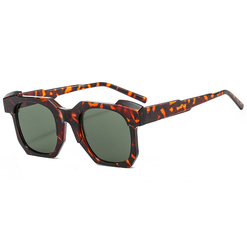 Women's fashionable sunglasses in square design with contrasting frame Stornfield