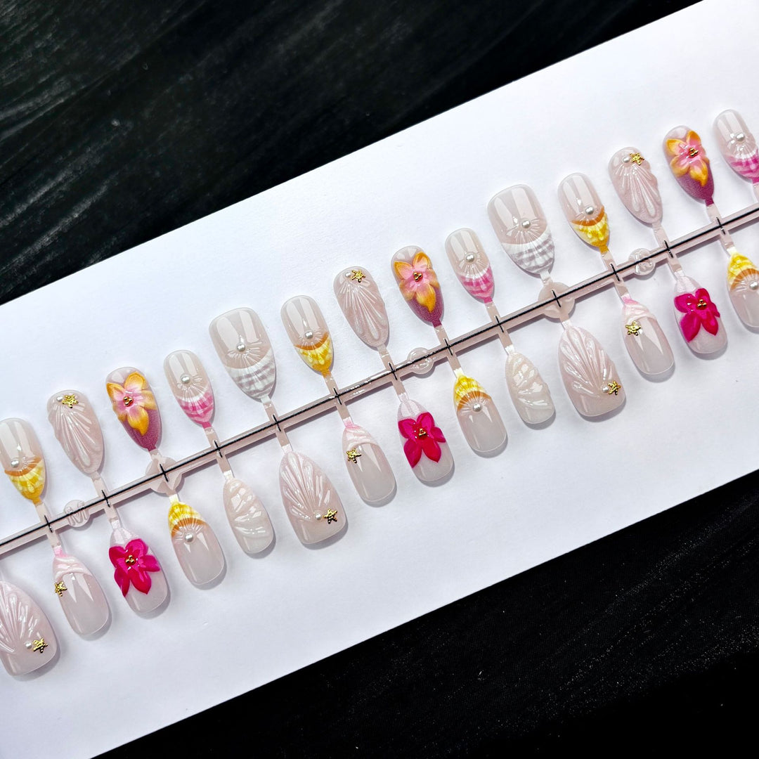 Elegant Polka Dot and Lace Press-On Nail Set