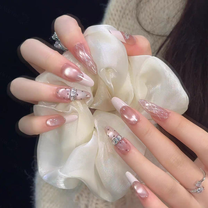 Artistic Floral-Embellished Press-On Nail Art Stornfield