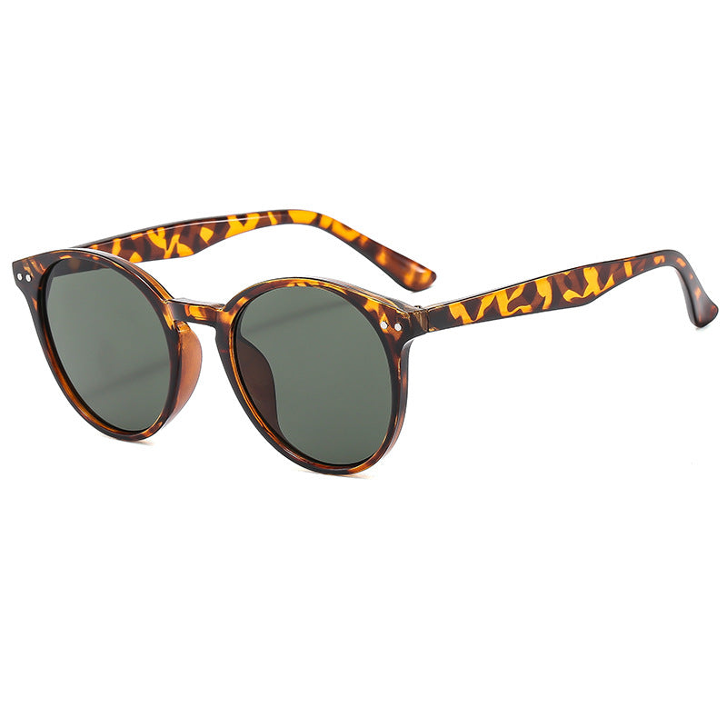 Women's fashionable round sunglasses with transparent frame and UV protection Stornfield