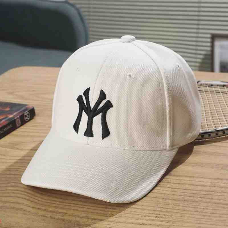Men's Classic Structured Cap Stornfield