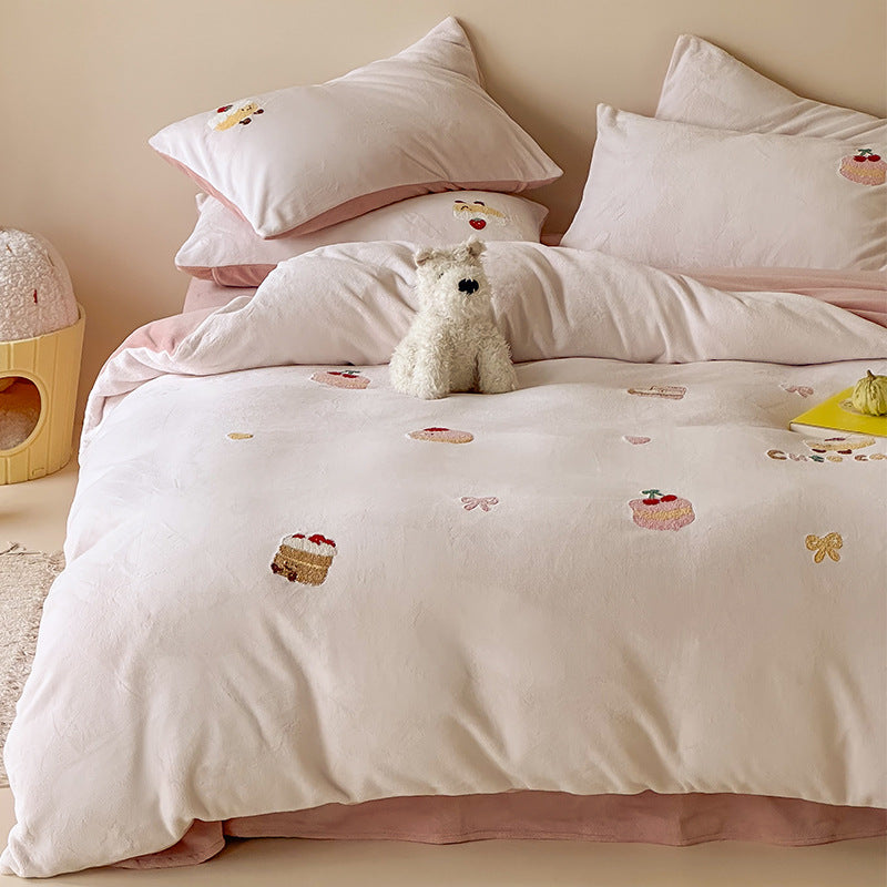 Soft-Touch Embroidered Dessert Appliqué Duvet Cover Set