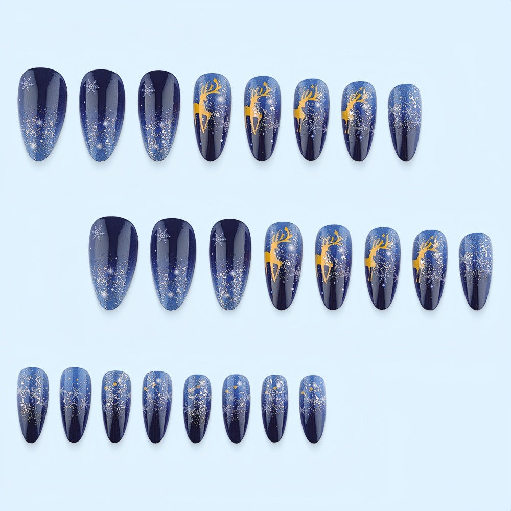 Creative artificial nails with winter motif Stornfield
