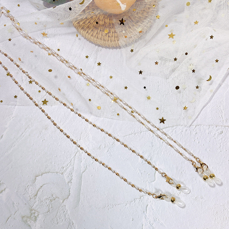 Elegant glasses holder chain with pearls Stornfield