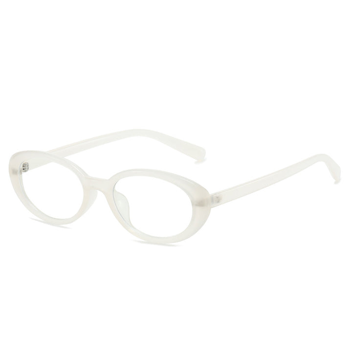 Retro-Inspired Cat-Eye Sunglasses with Transparent Frames Stornfield
