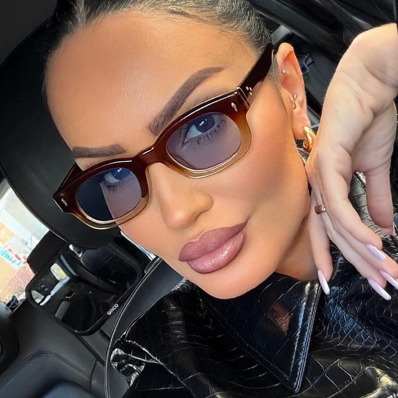 Ladies fashionable sunglasses in trendy square tube design Stornfield
