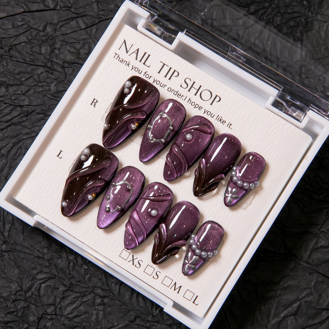 Elegant Press-On Nail Art Set with Pearl Accents
