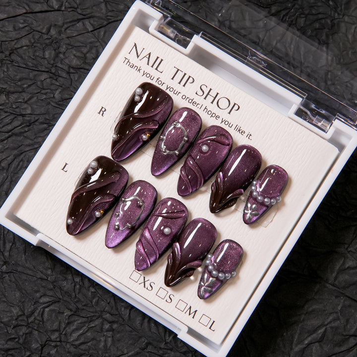 Elegant Press-On Nail Art Set with Pearl Accents