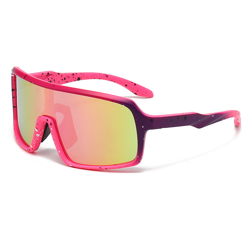 Ladies fashionable sunglasses in a futuristic design with large lenses Stornfield