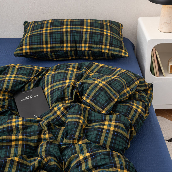 Lightweight Striped Comforter Set
