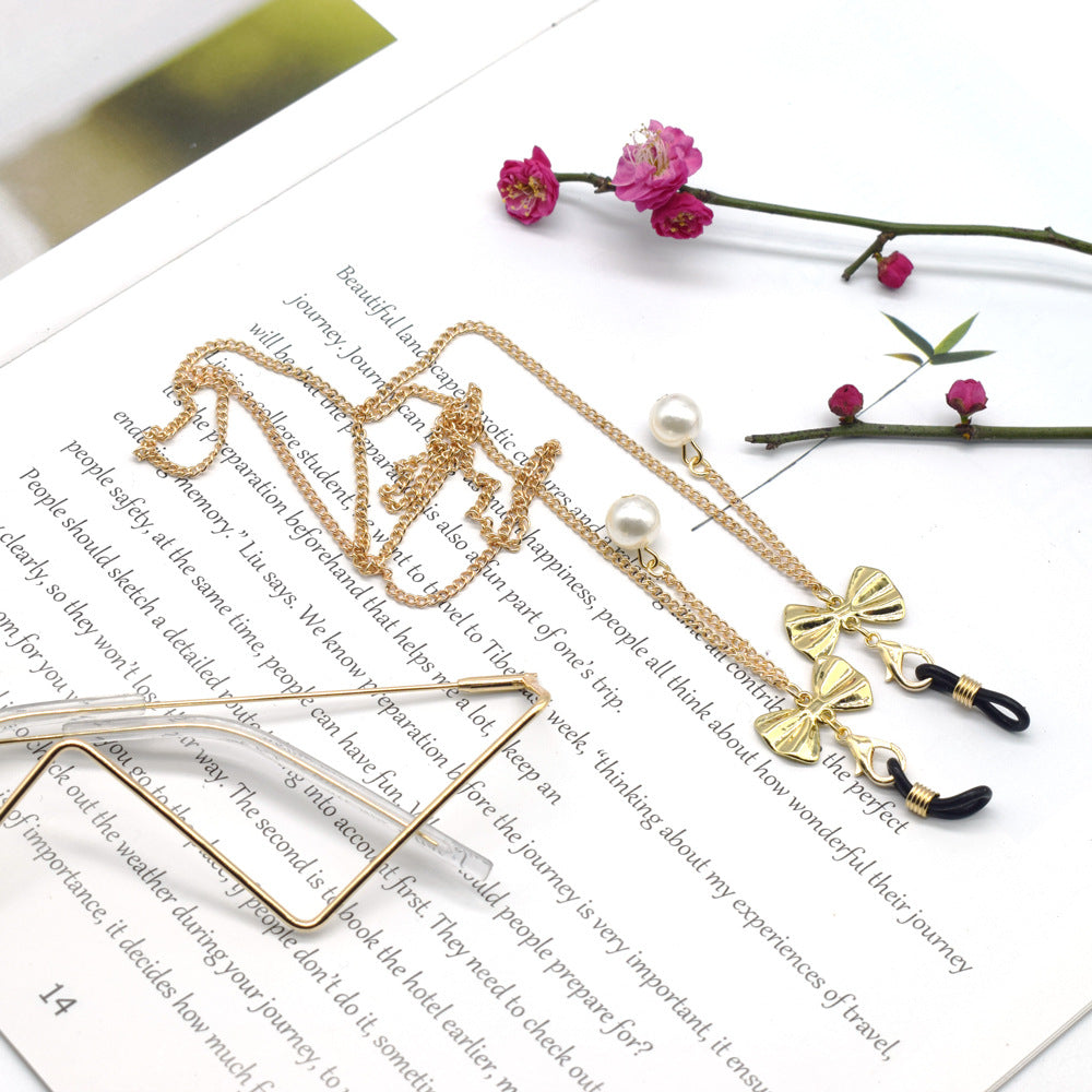 Elegant Double Chain Eyewear Holder Stornfield