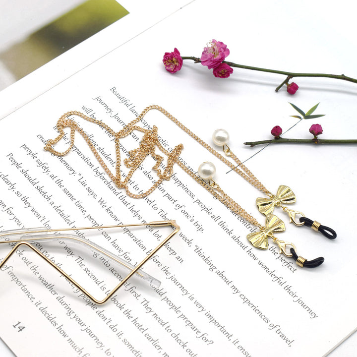Elegant Double Chain Eyewear Holder Stornfield