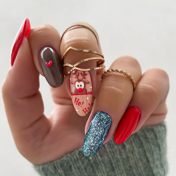 Artistic Holiday-Themed Press-On Nails Kit Stornfield