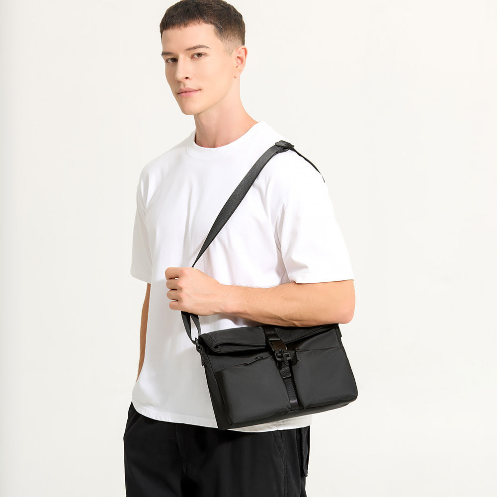 Modern Utility Messenger Bag Stornfield