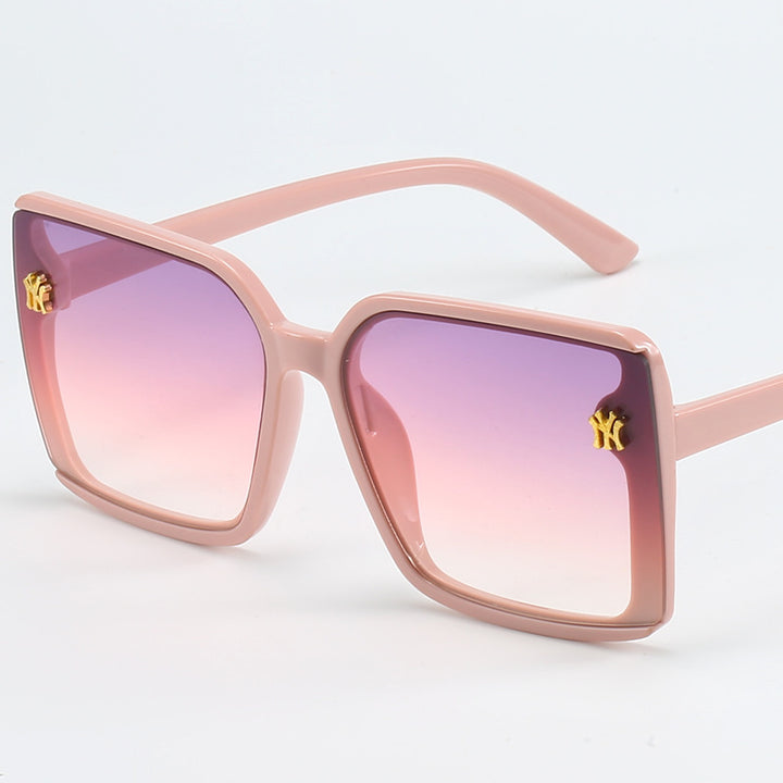 Women's Oversized Sunglasses with Elegant Lenses Stornfield