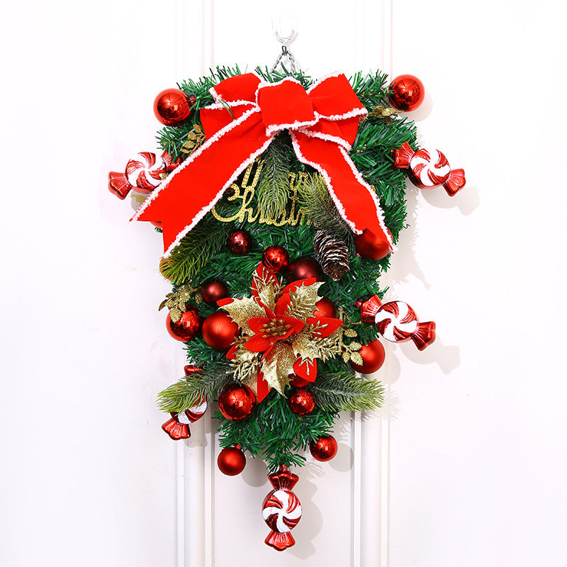 Festive Christmas Wreath Decoration Stornfield