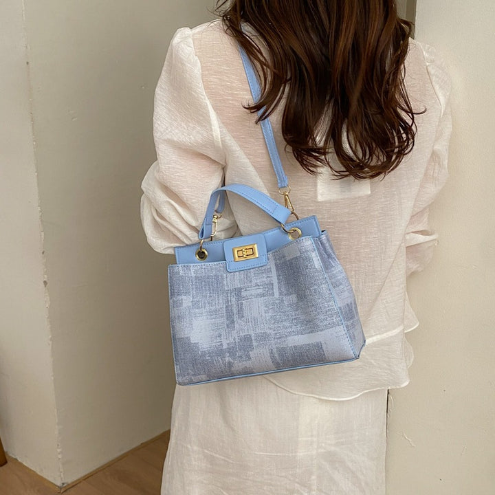 Structured Handheld Bag