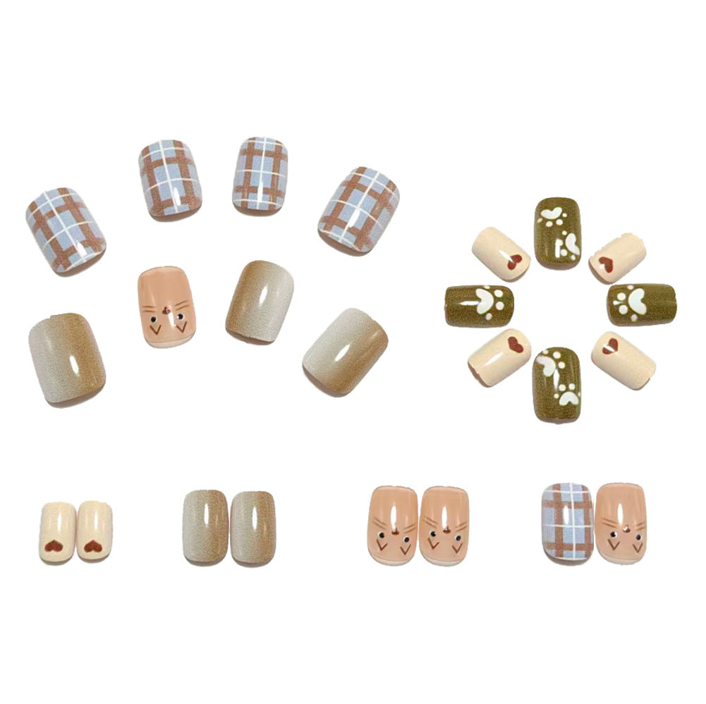 Fun Animal Design Artificial Nails Stornfield