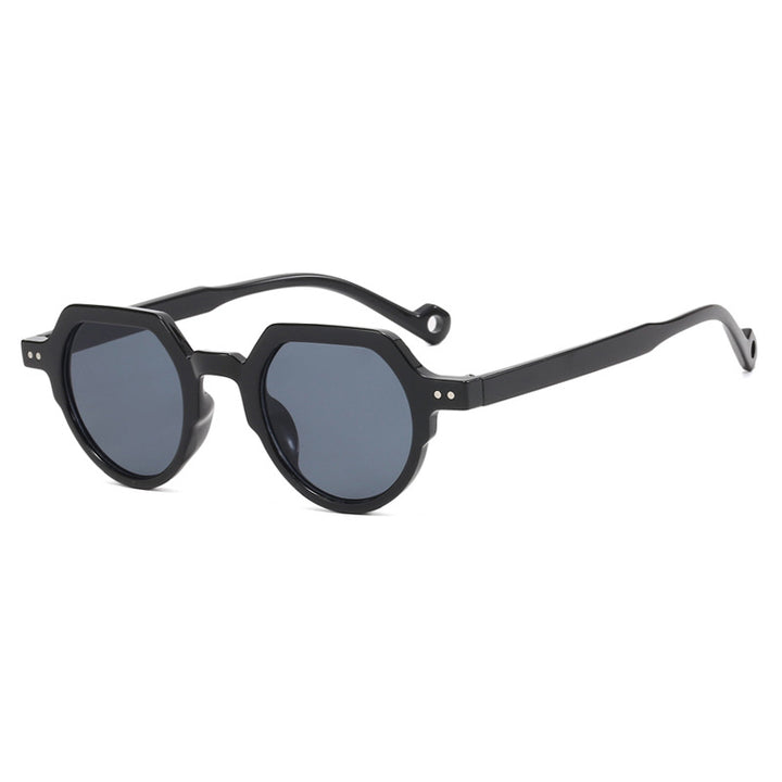 Women's geometric sunglasses with protective UV filter and sturdy frame Stornfield