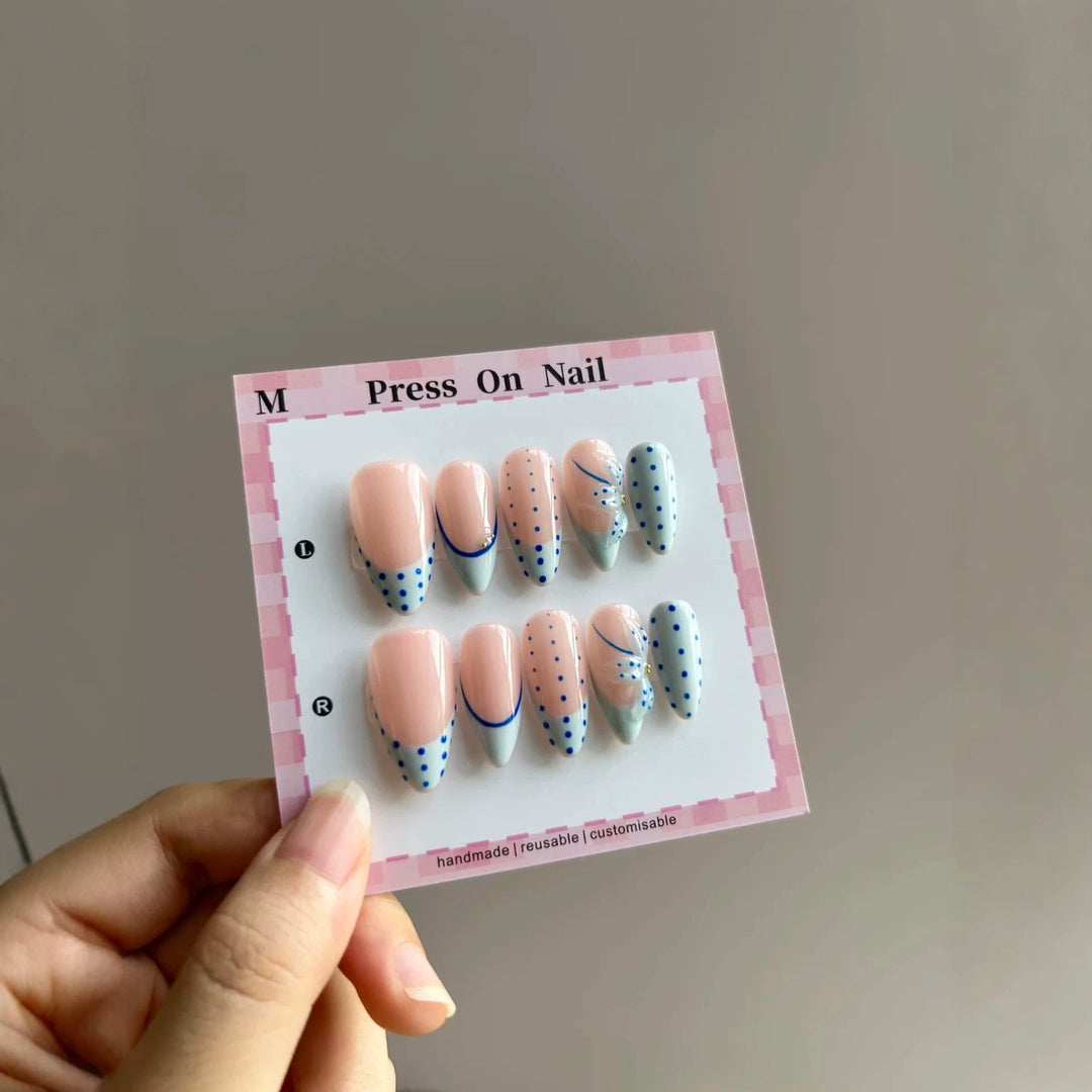 Decorative Press-On Nail Set with Unique Design Features