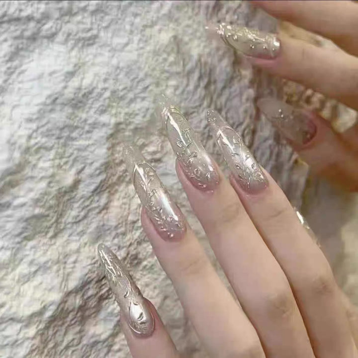 Artistic Sculpted Press-On Nails Stornfield