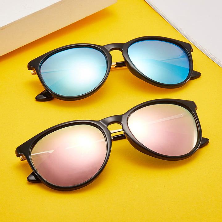 Women's fashionable and elegant sunglasses with high-quality plastic frame and mirrored lenses Stornfield