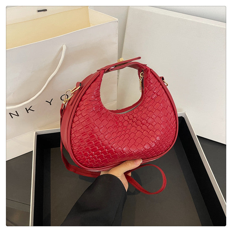 WoTextured Leather Hobo Bag Stornfield