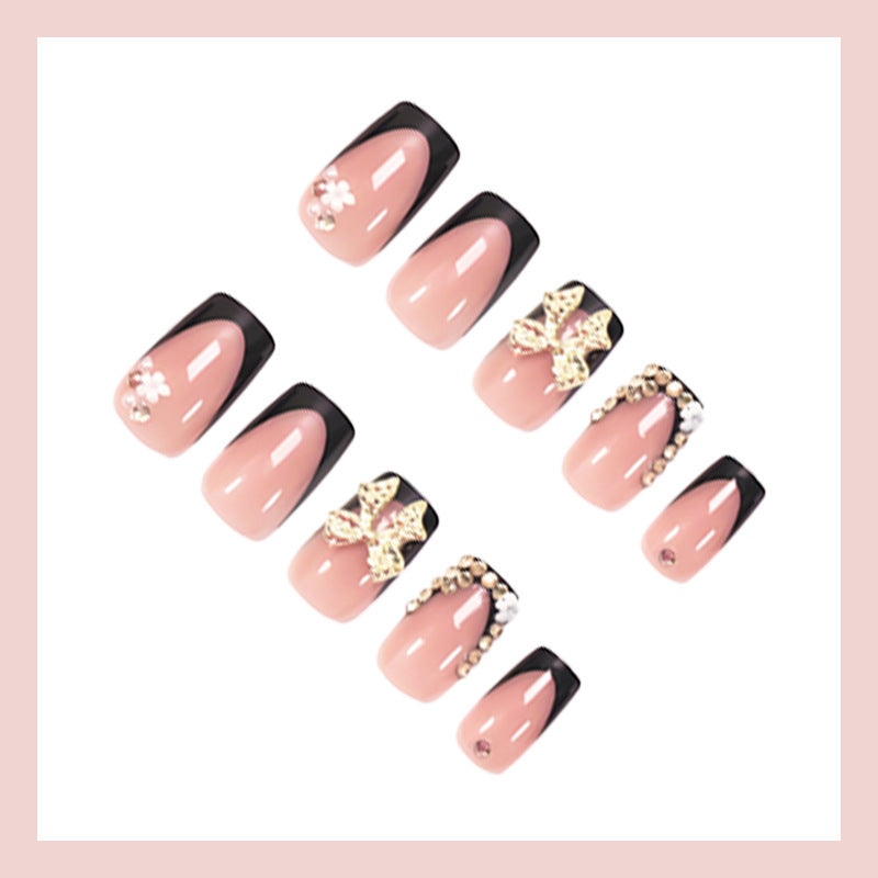 Artificial nail decorations with glamorous design Stornfield