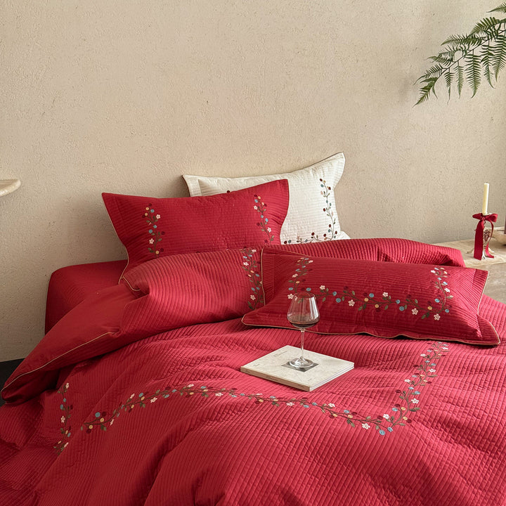 Quilted Floral Vine Embroidered Cotton Duvet Cover Set with Ribbed Stitching