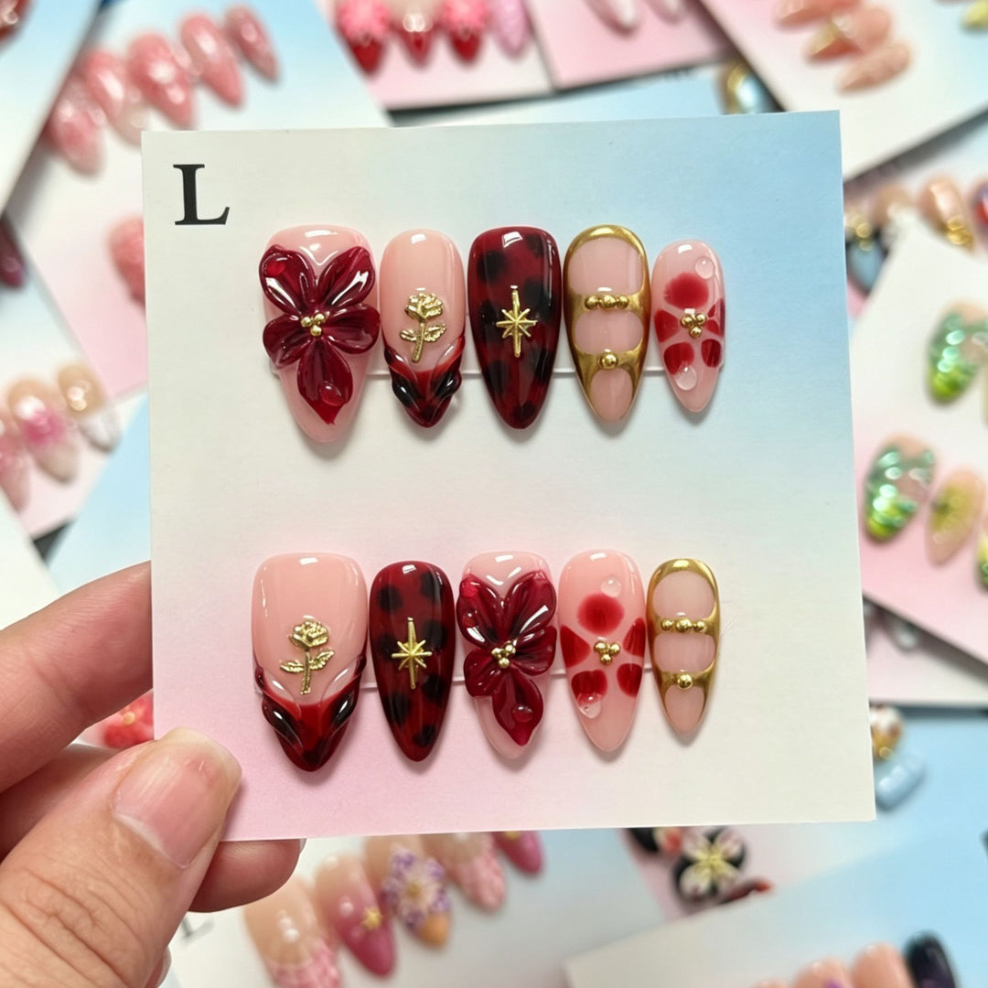 Handmade Floral Design Press-On Nails Set