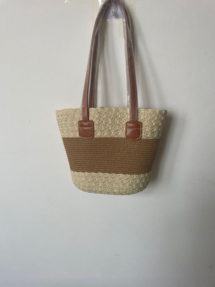 Shopping bag made of high-quality woven material Stornfield