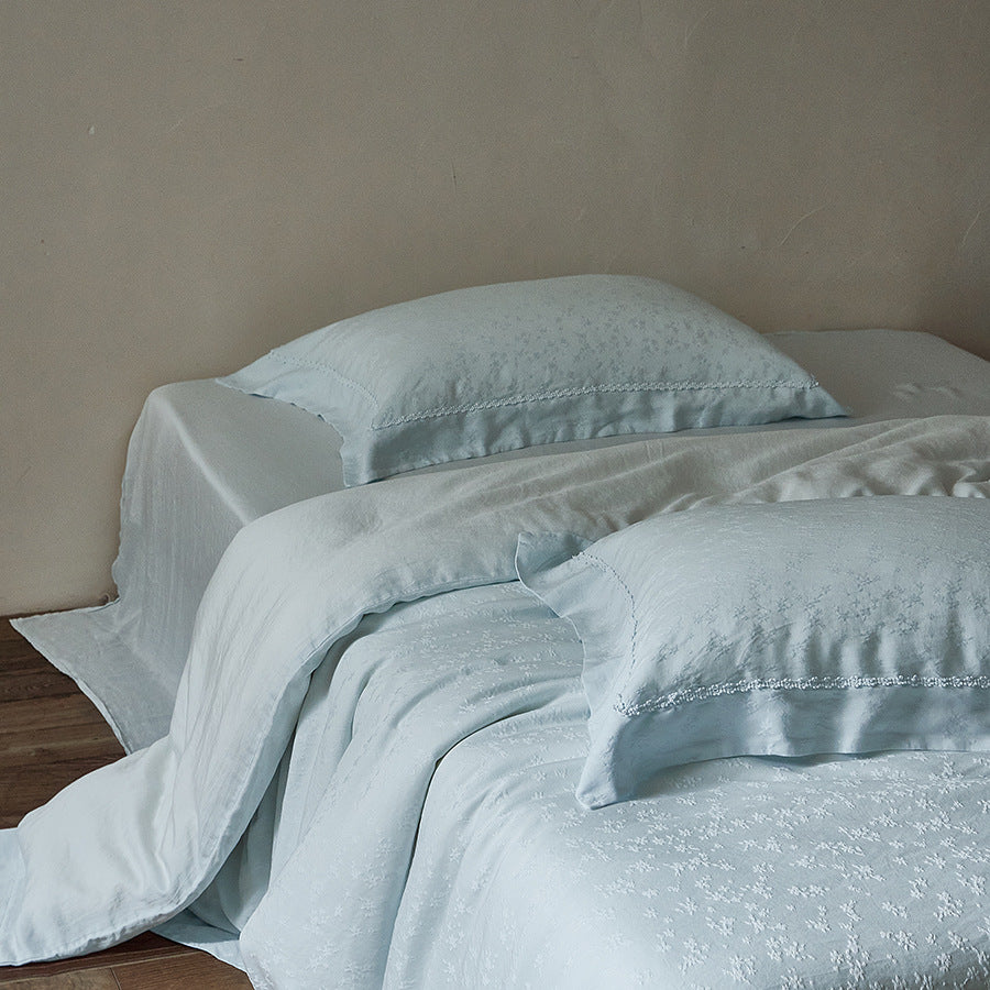 Washed-Linen Cotton Jacquard Duvet Cover Set with Scalloped Sham Trim