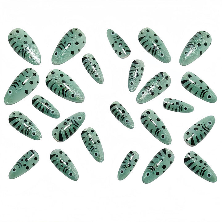 Artificial Nails in Creative Fish Design Stornfield