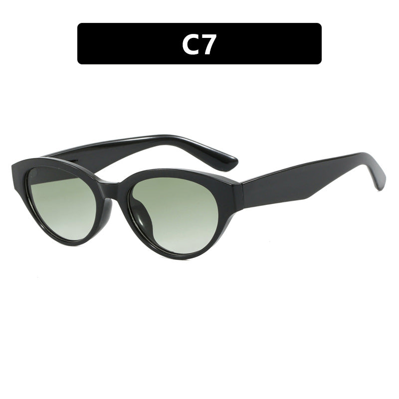Women's Cat-Eye Sunglasses with protective UV filter and elegant frame Stornfield