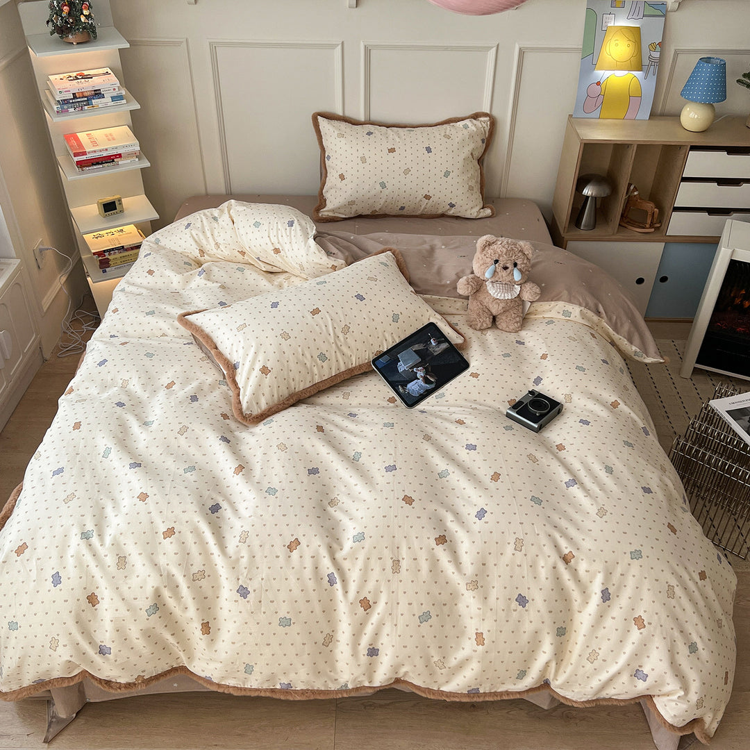 Playful Bear-Themed Duvet Cover Set