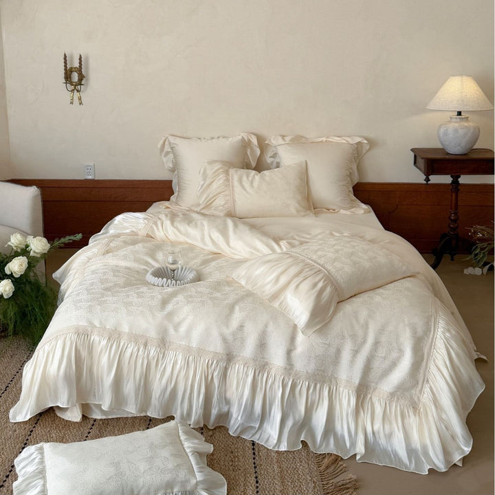 Romantic bedding set made of jacquard cotton with satin ruffle and decorative bed covering