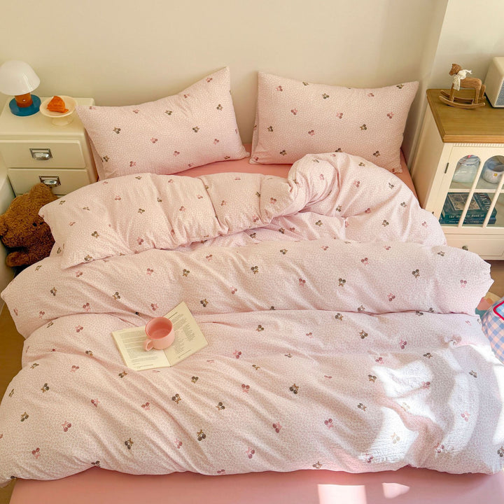 Soft Floral Patterned Duvet Cover Set