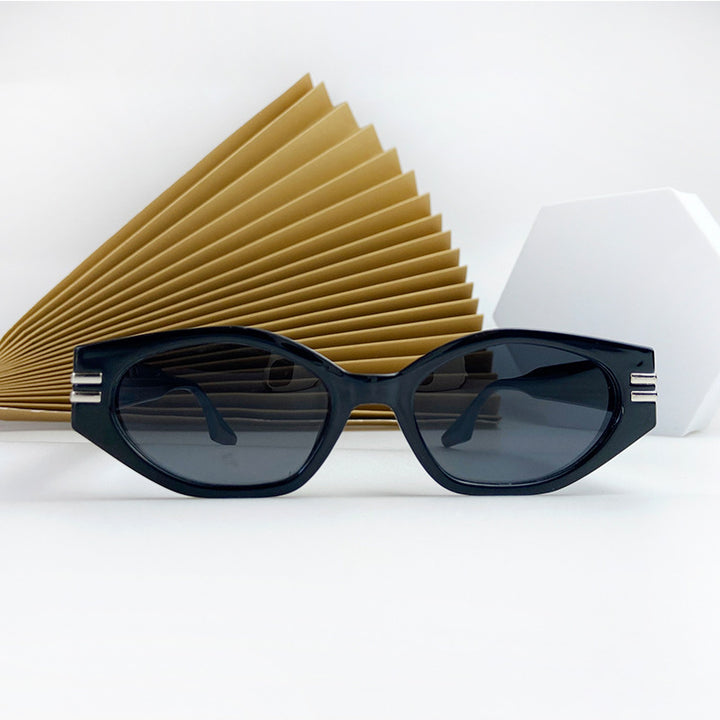 Women's Cat-Eye Sunglasses in stylish design with sturdy frame Stornfield