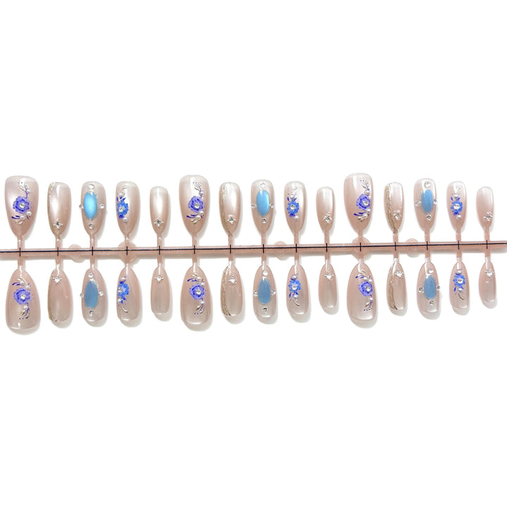 Elegant Floral-Design Press-On Nail Collection