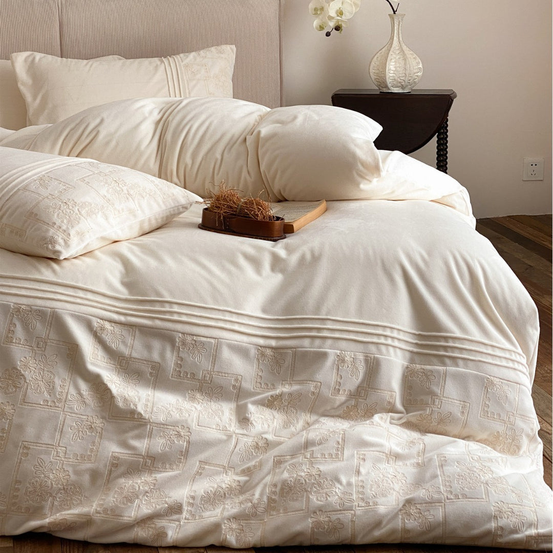 Embroidered Pintuck Cotton Duvet Cover Bedding Set with Decorative Pillow Shams