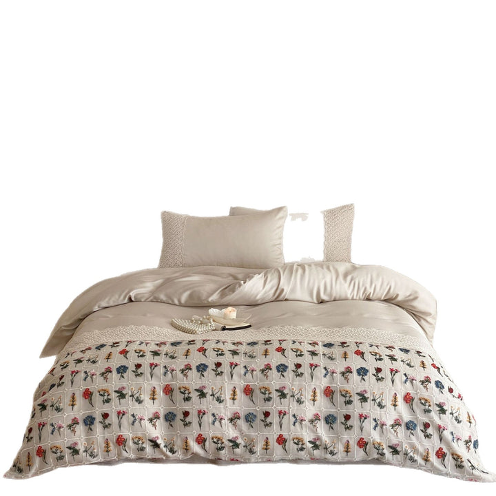Embroidered duvet and bedspread with floral patchwork embroidery