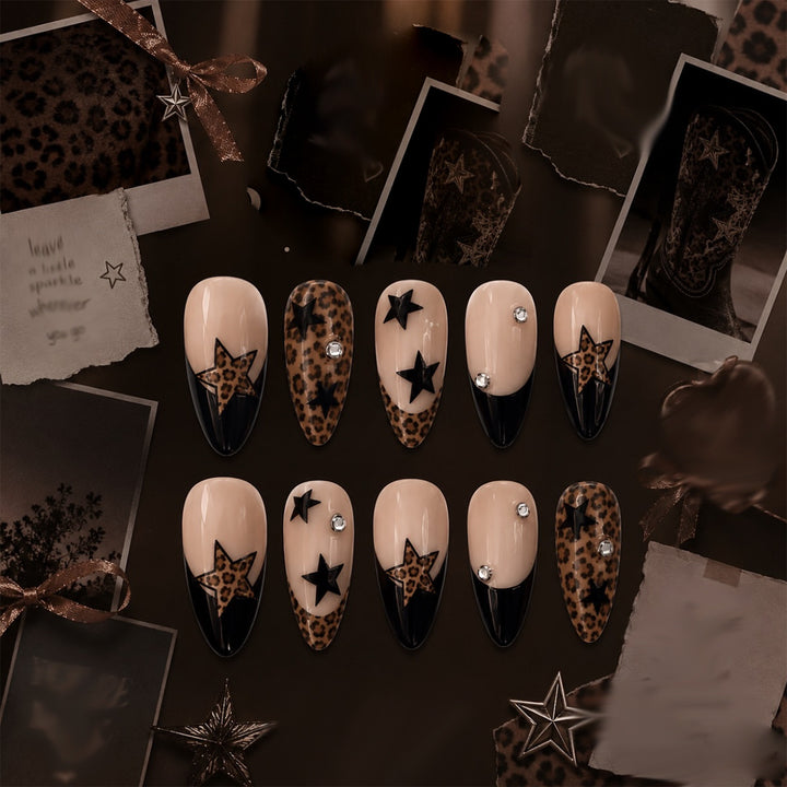 Thematic Press-On Nail Art Set