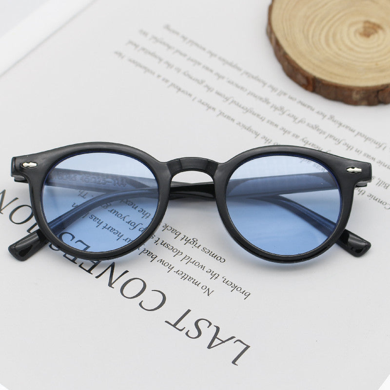 Ladies' Round Sunglasses with Elegant Design Stornfield