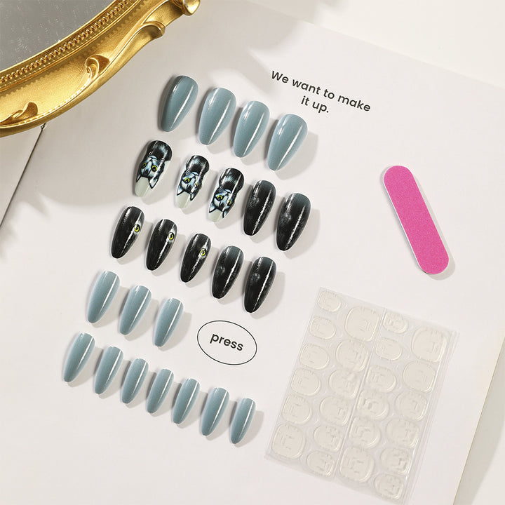 Stylish cat motif artificial nails Stornfield
