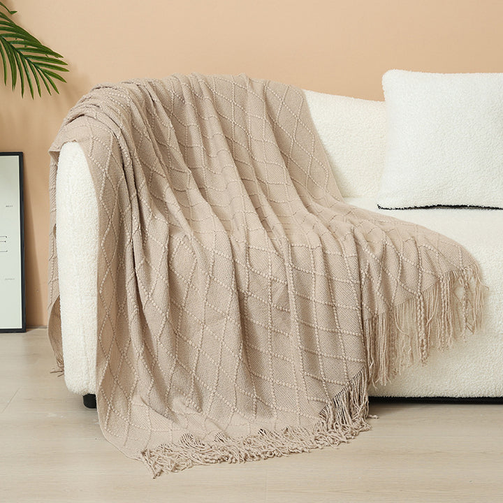 Women Elegant and stylish living and cuddly blanket with fringes Stornfield