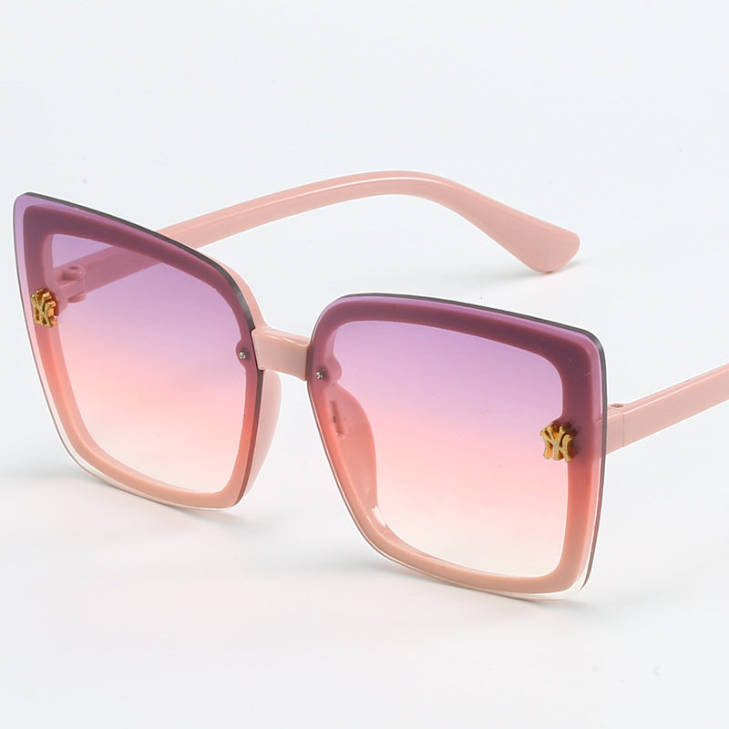Ladies stylish square sunglasses with elegant details Stornfield