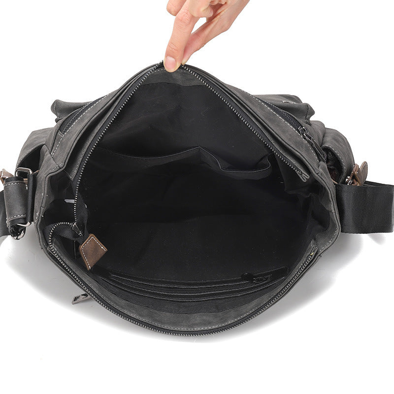 Shoulder bag with multiple compartments Stornfield