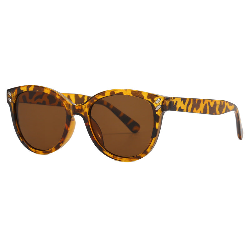 Ladies fashionable designer sunglasses with unique glamour frame Stornfield