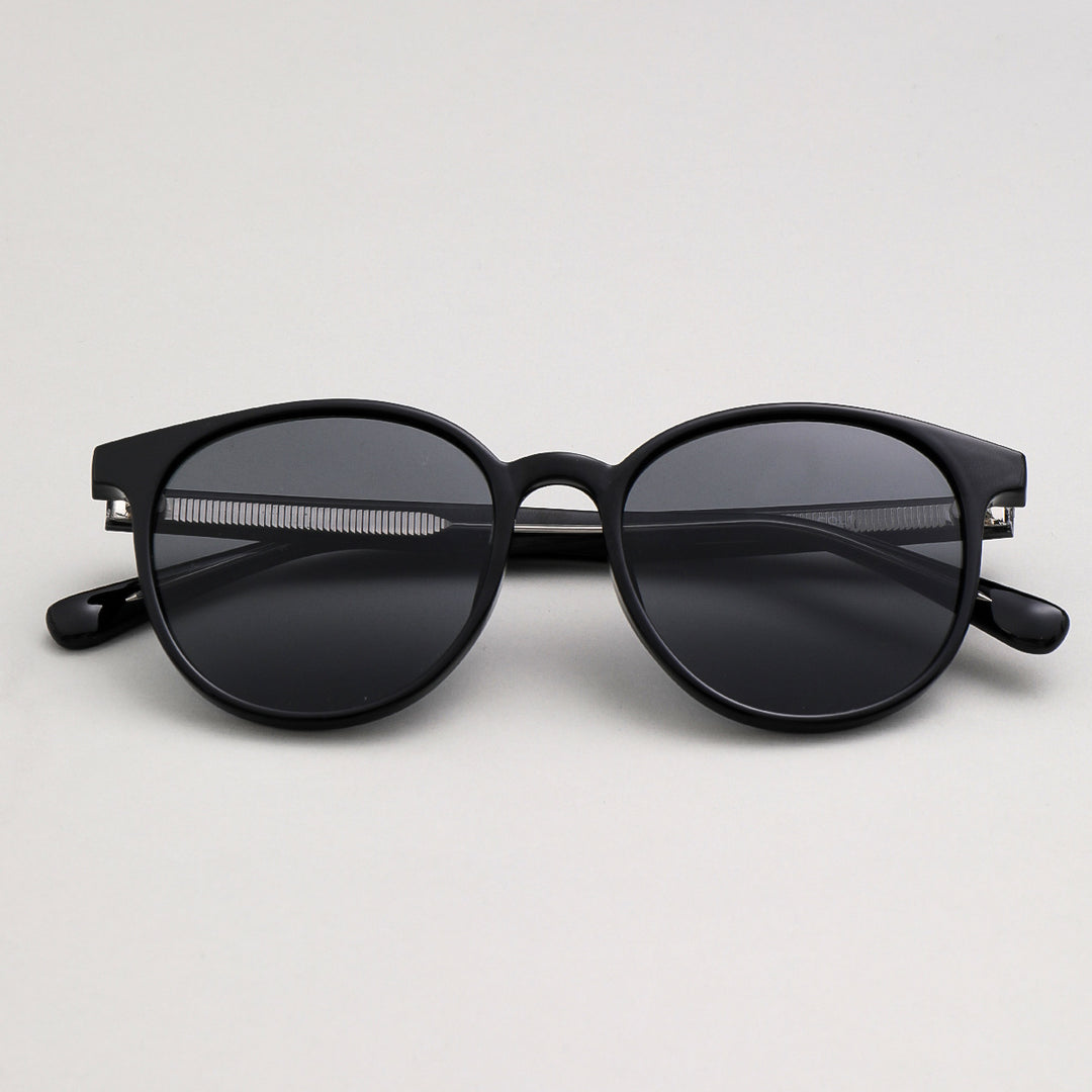 Women's fashionable sunglasses in an elegant, round design with UV protection Stornfield