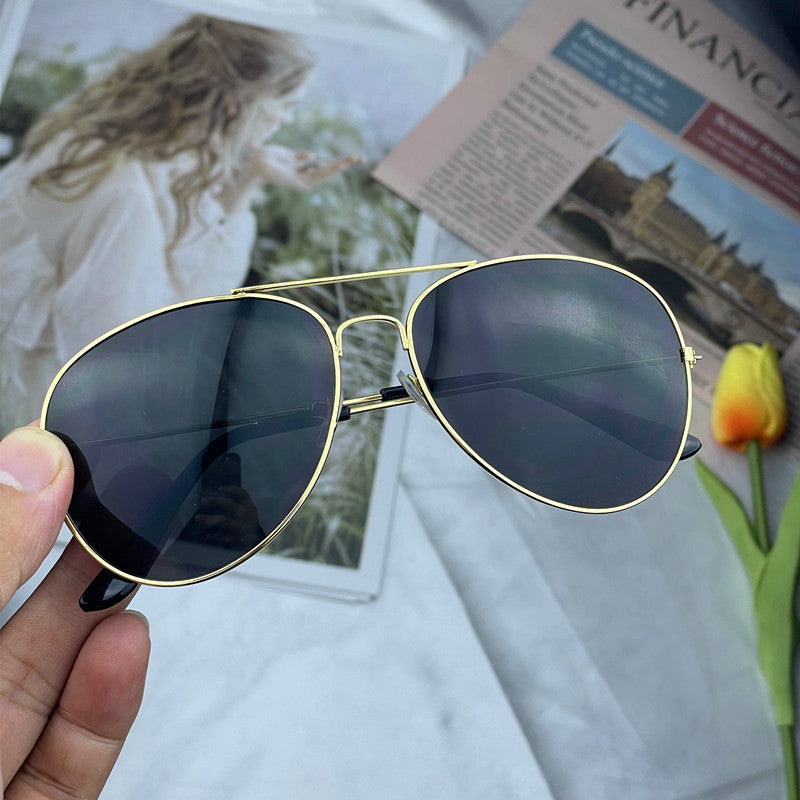 Vintage-Inspired Aviator Sunglasses Stornfield
